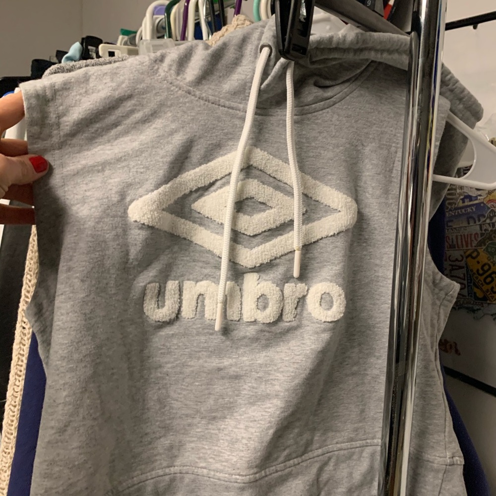Umbro crop shirt with hoodie